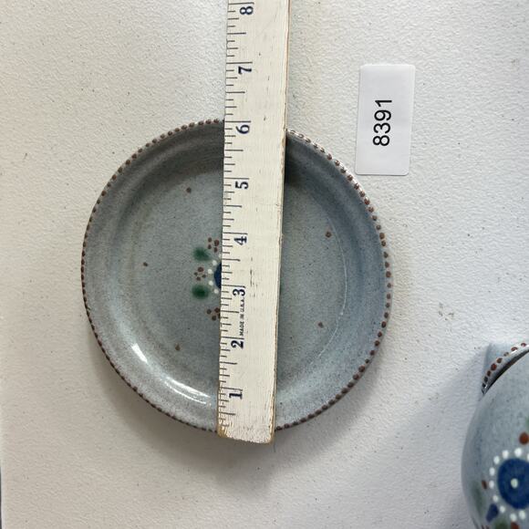 Vintage Stoneware Art Studio Pottery Cheese Dish Hand Painted Flowers Signed - Picture 13 of 15